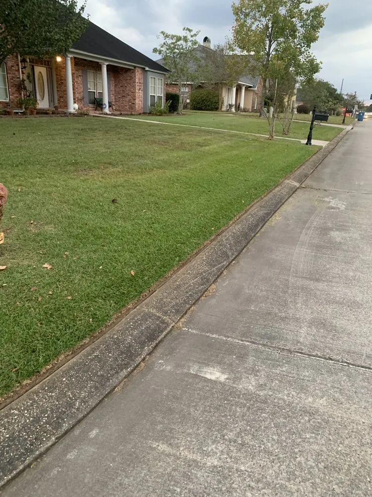 Reliable garden landscaping experts serving Baton Rouge, LA - Get It Done Lawn Care Service