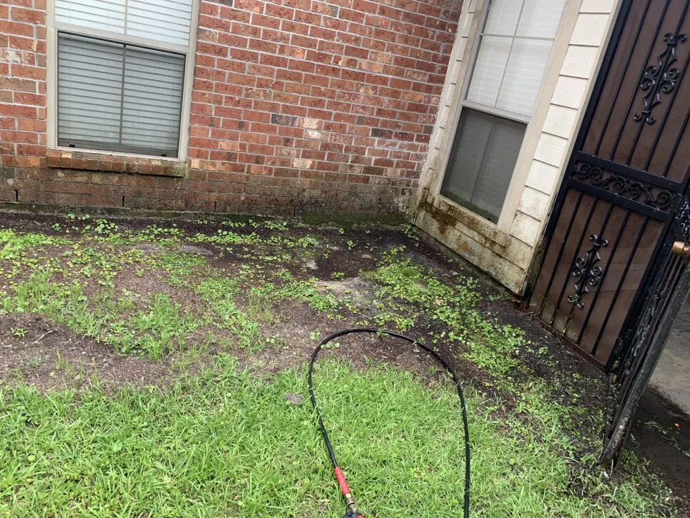 Trusted lawn mowing service in Baton Rouge, LA - Get It Done Lawn Care Service