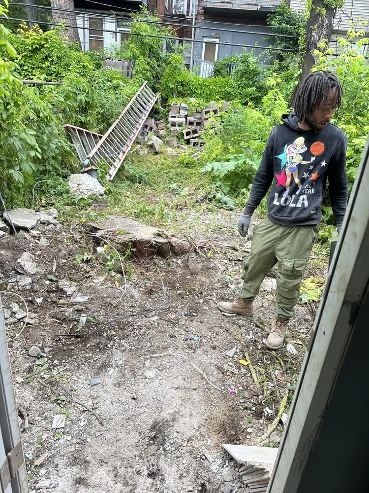 Professional yard cleanup service experts serving Philadelphia, PA - Get It Done