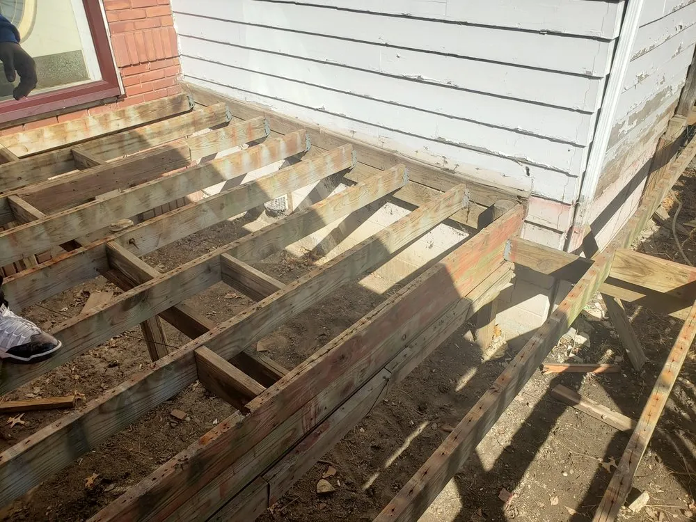 Professional lawn mowing service experts serving Omaha, NE - Get-It-Done Private Home Improvement Pros