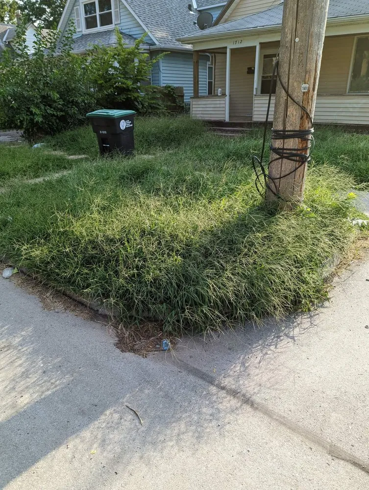 Top-rated lawn care service experts serving Omaha, NE - Get-It-Done Private Home Improvement Pros