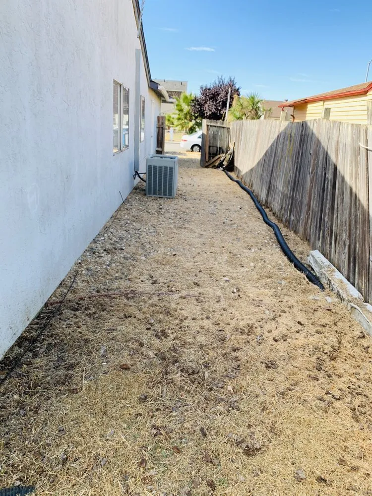 Expert lawn mowing service for year-round maintenance across Sacramento, CA - Get it Done yard cleanups