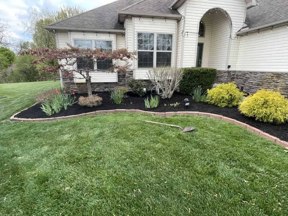 Top-rated landscaping services experts serving Toledo, OH - Get It Down