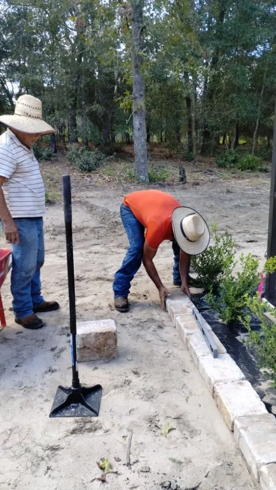 Top-rated yard cleanup service for homes in Dunnellon, FL by Get R Green Sod and Landscaping