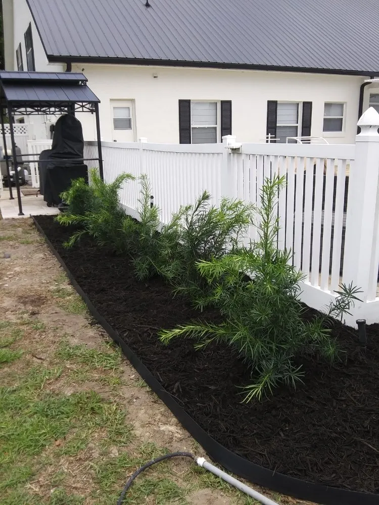Professional garden landscaping in Dunnellon, FL - Get R Green Sod and Landscaping