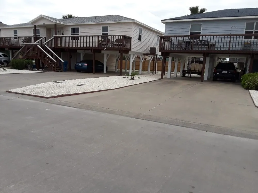 Expert outdoor landscaping in Corpus Christi, TX - Get Strong Lawn Care & Landscaping