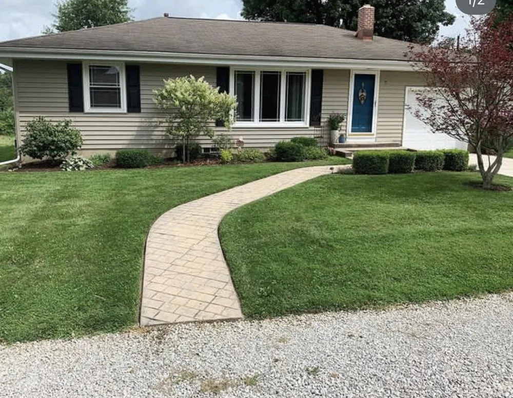 Expert yard maintenance experts serving East Orange, NJ - Get your Grass Cut For a Buck