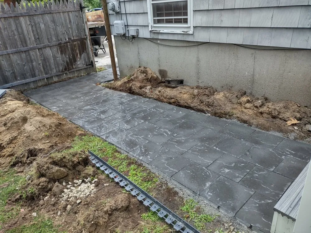 Expert yard maintenance with custom design in Salem, NH by Getchell Property Services