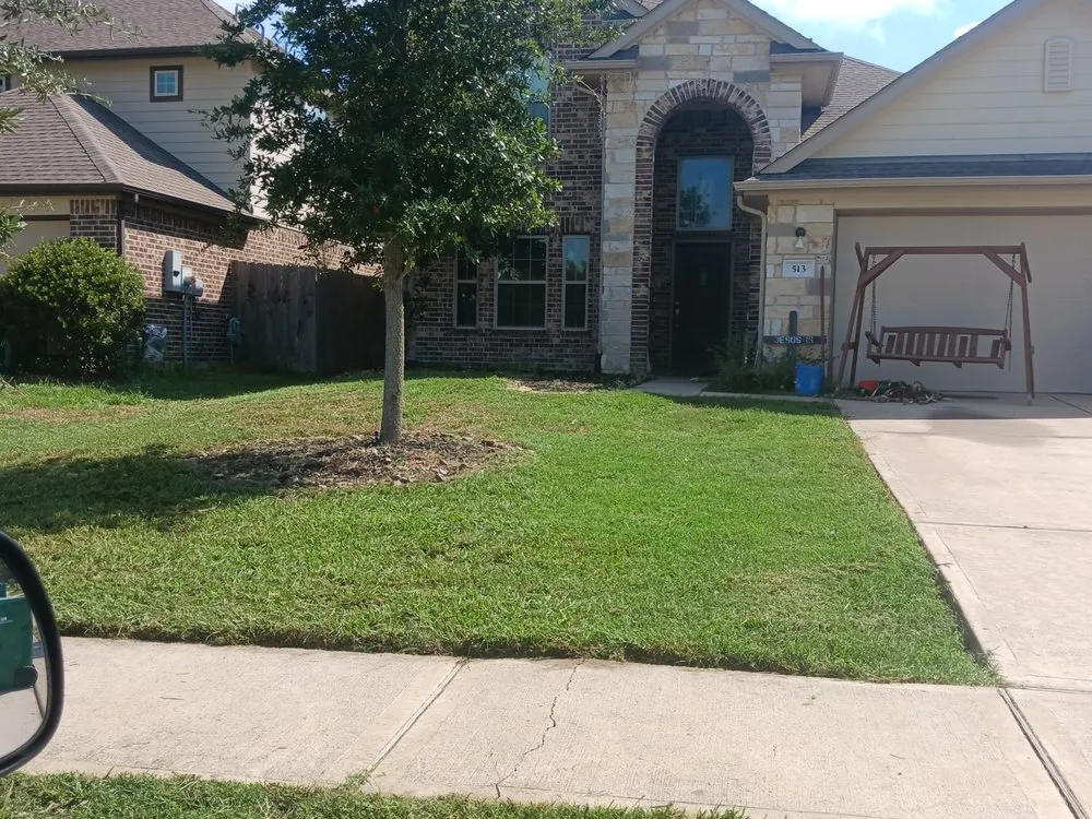 Custom garden landscaping experts serving La Marque, TX - GETTER DUNNE LAWN SERVICE