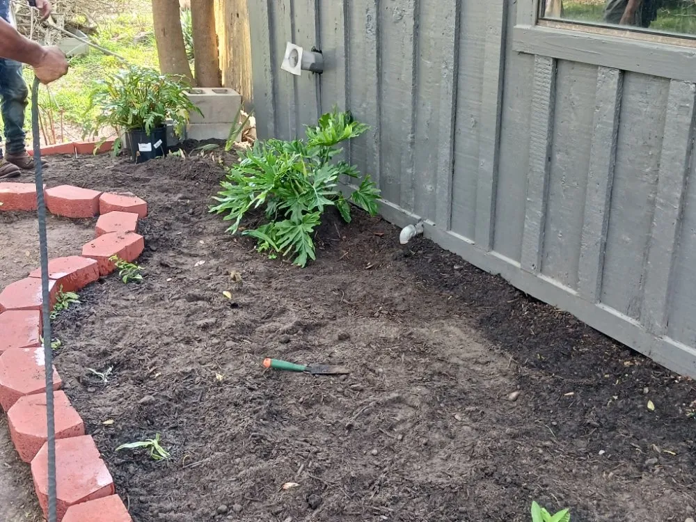 Custom landscape installation in La Marque, TX - GETTER DUNNE LAWN SERVICE