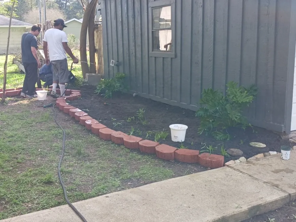 Top-rated garden landscaping in La Marque, TX by GETTER DUNNE LAWN SERVICE