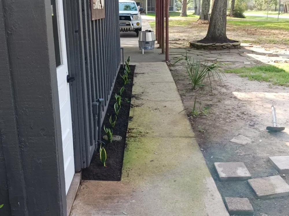 Trusted landscaping services in La Marque, TX by GETTER DUNNE LAWN SERVICE