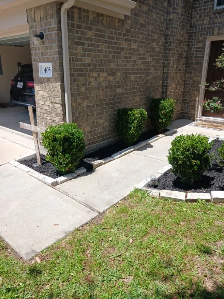 Expert landscape installation for homes across La Marque, TX - GETTER DUNNE LAWN SERVICE