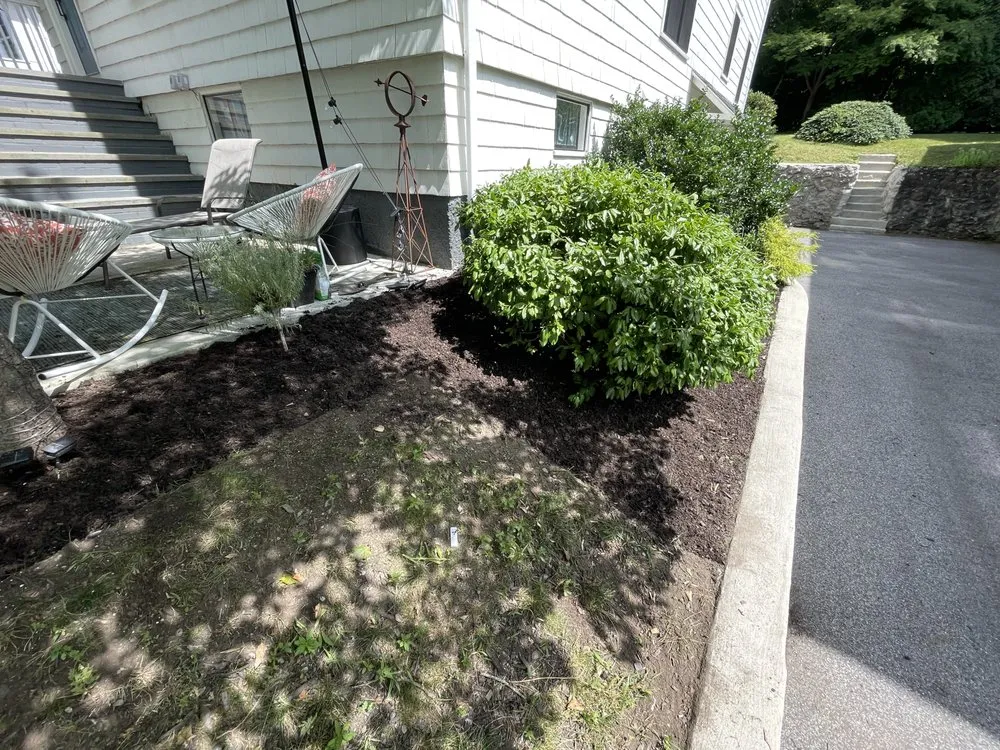 Top-rated lawn care service in Newton, MA - Gettin Better Landscaping