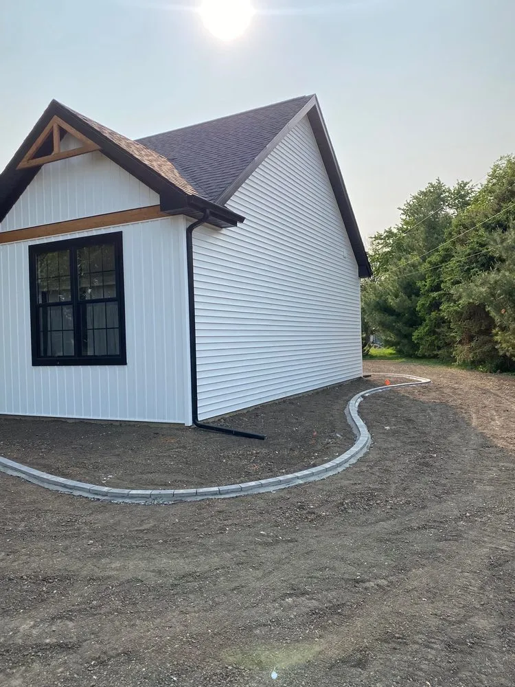 Professional outdoor landscaping with custom design in Colfax, IL by Getty Landscaping