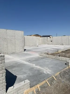 Geysun Brothers Landscaping Logo