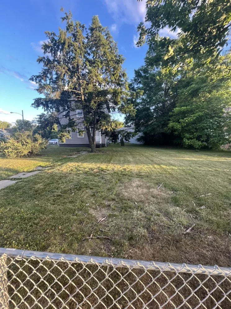 Expert residential landscaping experts serving Springfield, MA - GF Lawn Care