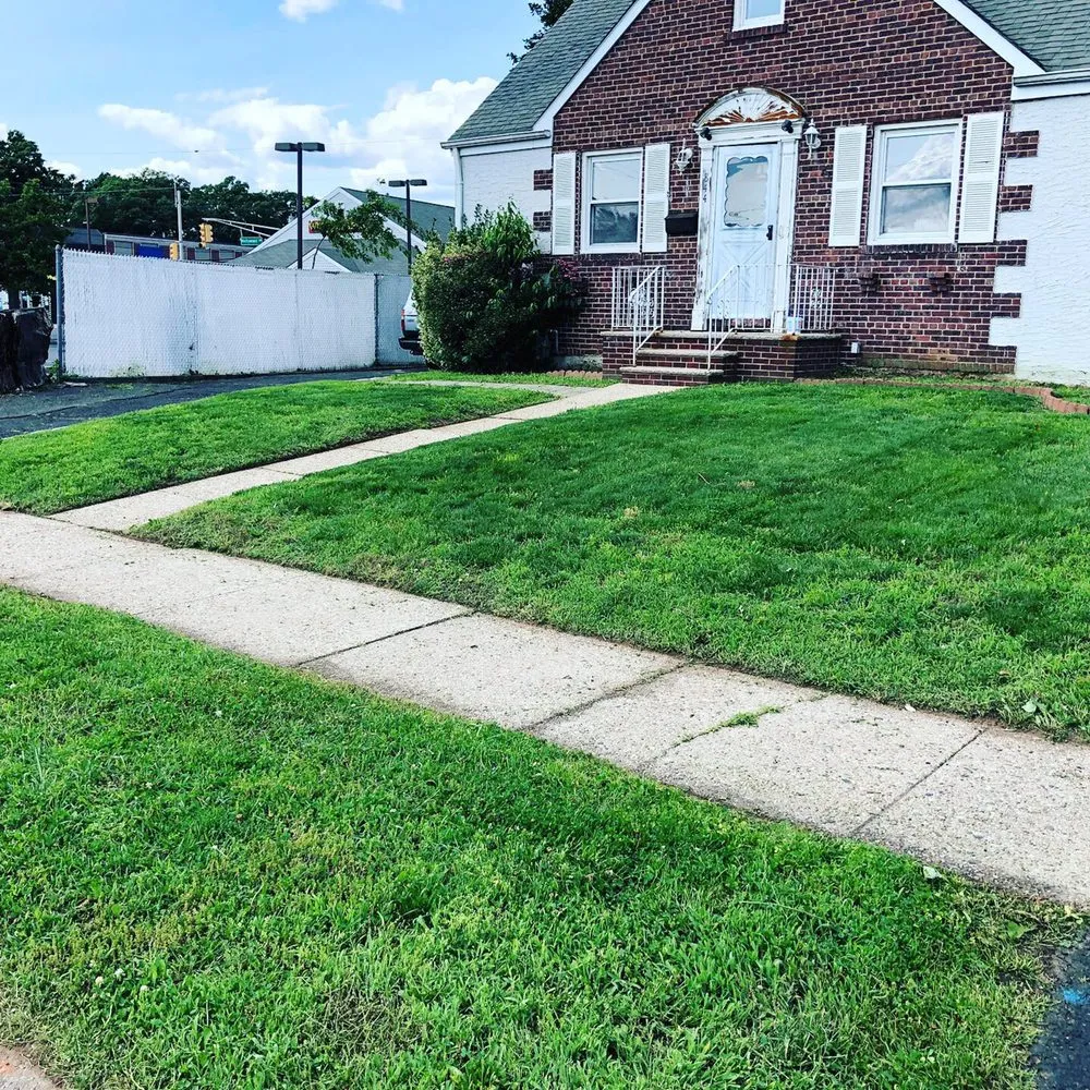 Local landscaping services with custom design in Linden, NJ by GF Lawncare