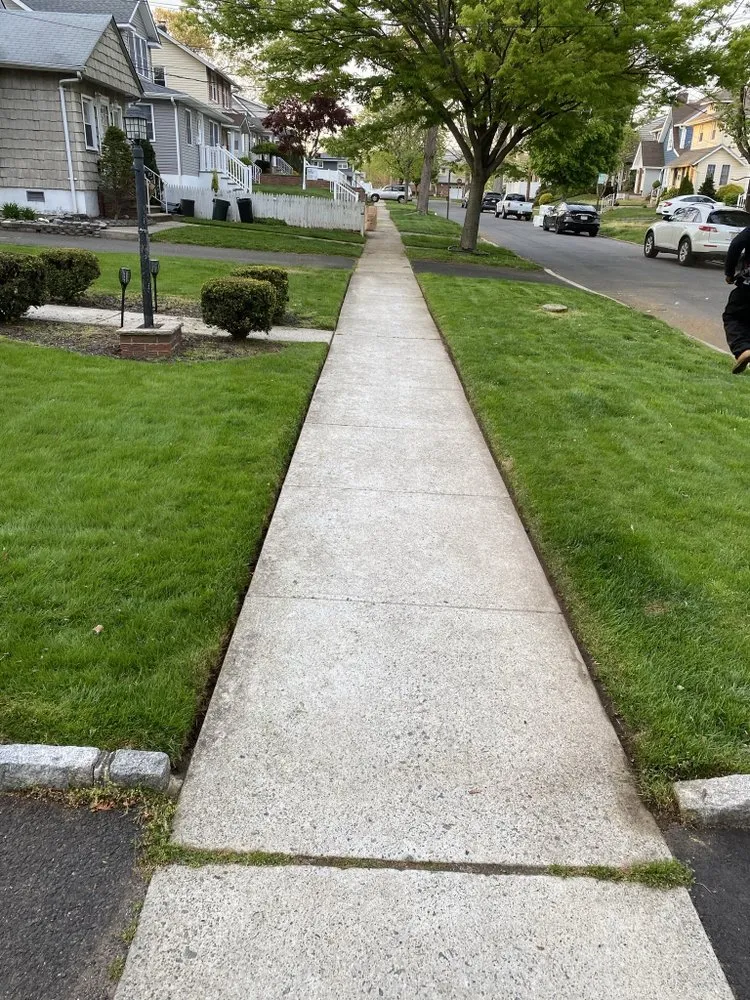 Affordable garden landscaping for year-round maintenance across Linden, NJ - GF Lawncare