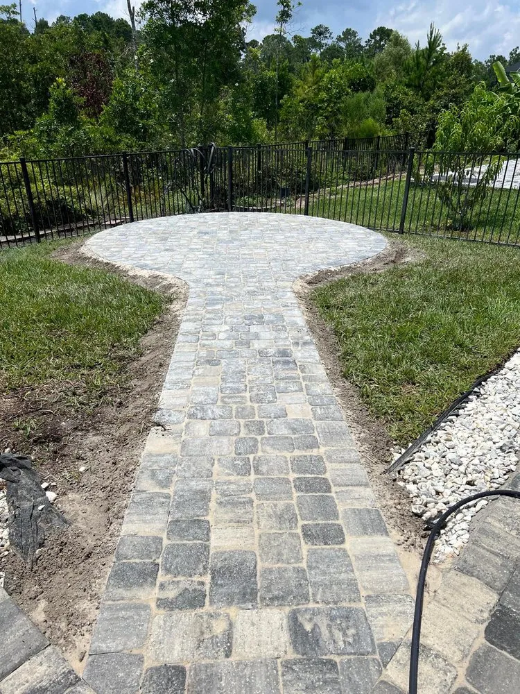 Affordable garden landscaping experts serving Jacksonville, FL - GFC Home Care Services