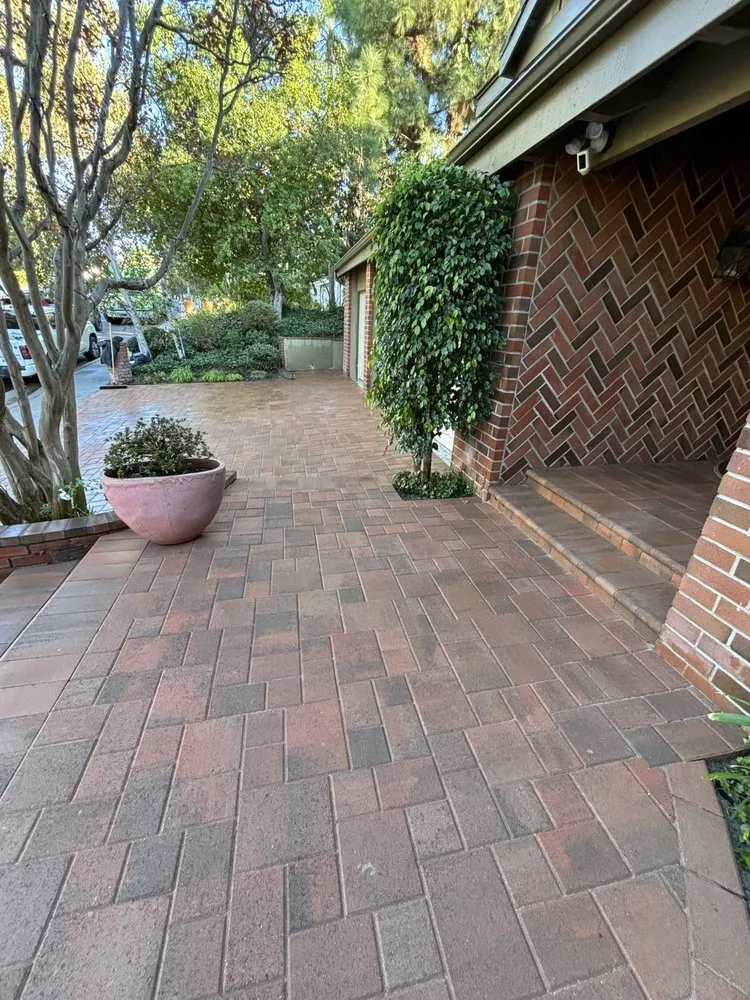 Local garden landscaping in Los Angeles, CA by GFG Pavers & Construction
