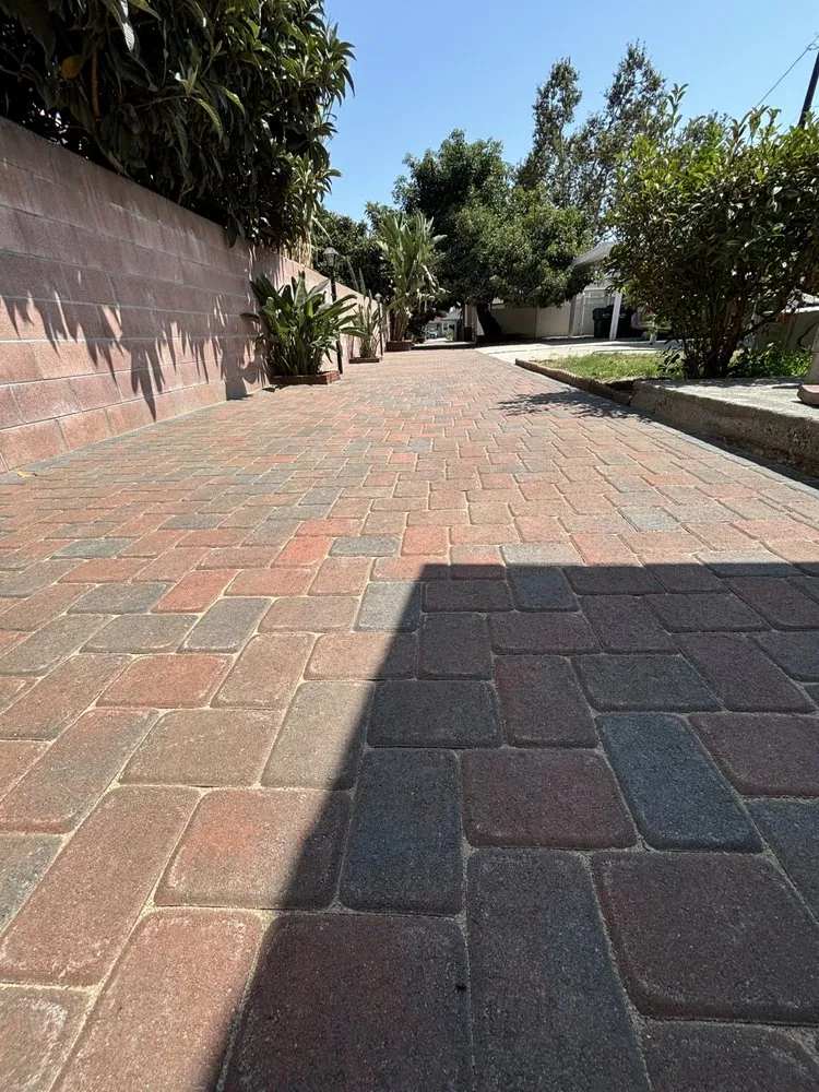 Expert lawn mowing service near you in Los Angeles, CA by GFG Pavers & Construction