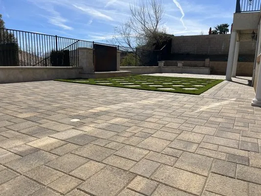 GFG Pavers & Construction Logo