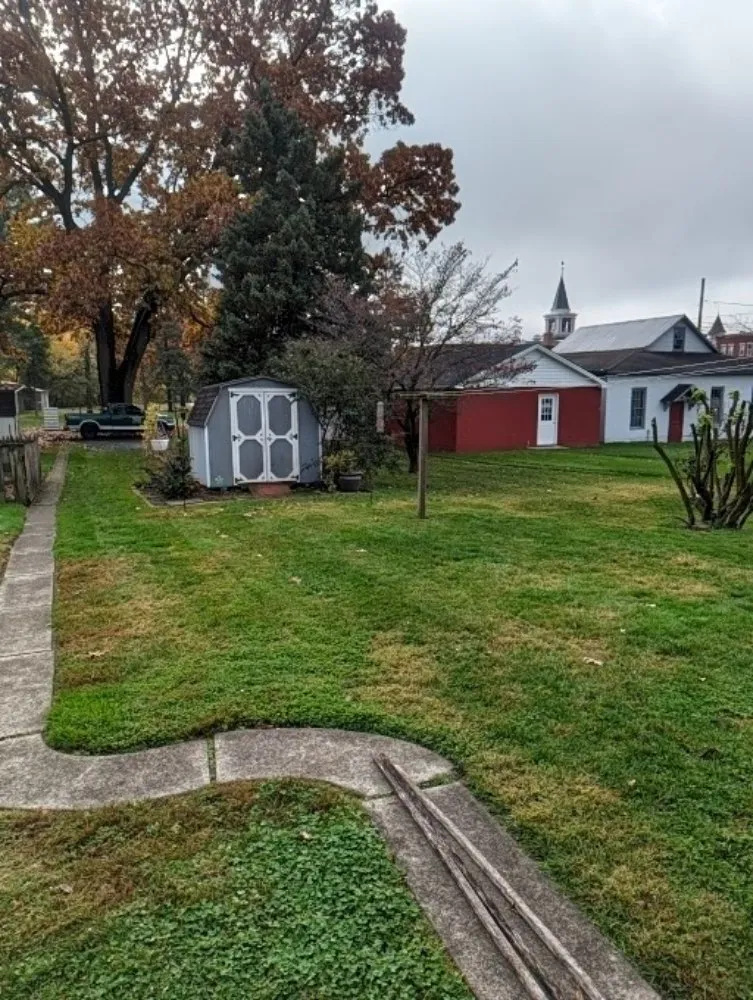 Trusted yard cleanup service in Lancaster, PA by GFS Lawn Care Services