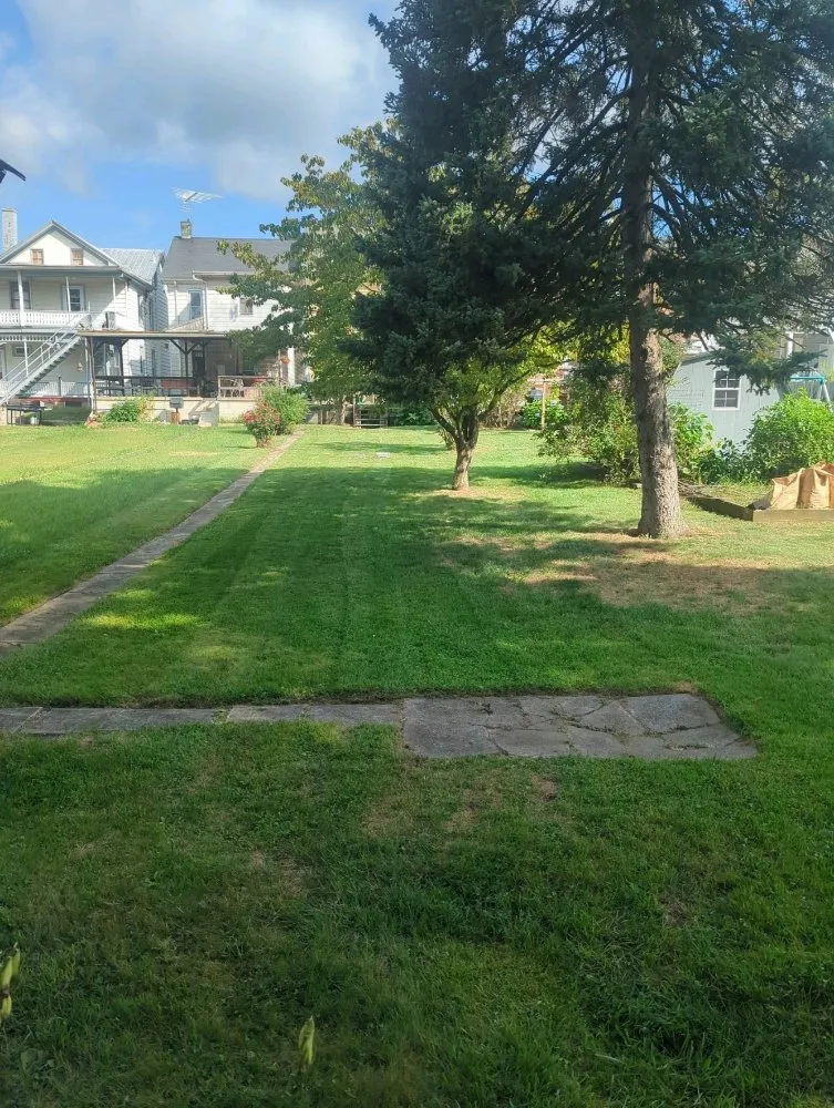 Affordable garden landscaping in Lancaster, PA - GFS Lawn Care Services