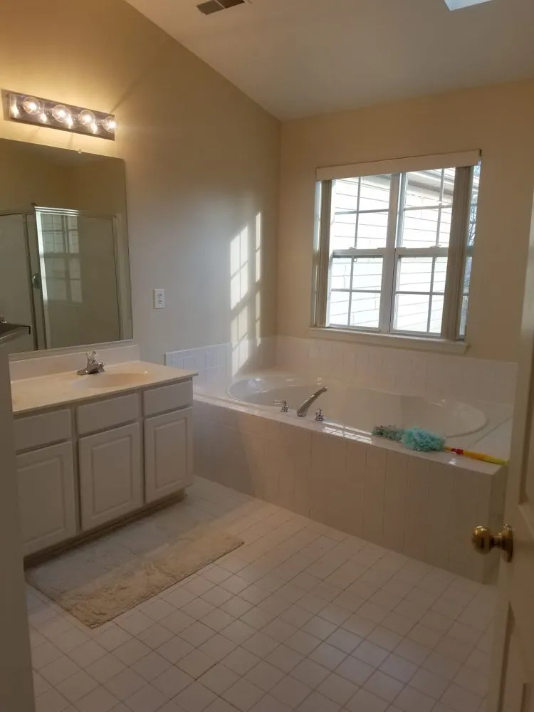 Expert outdoor landscaping in Cockeysville, MD - GG Cleaning LLC