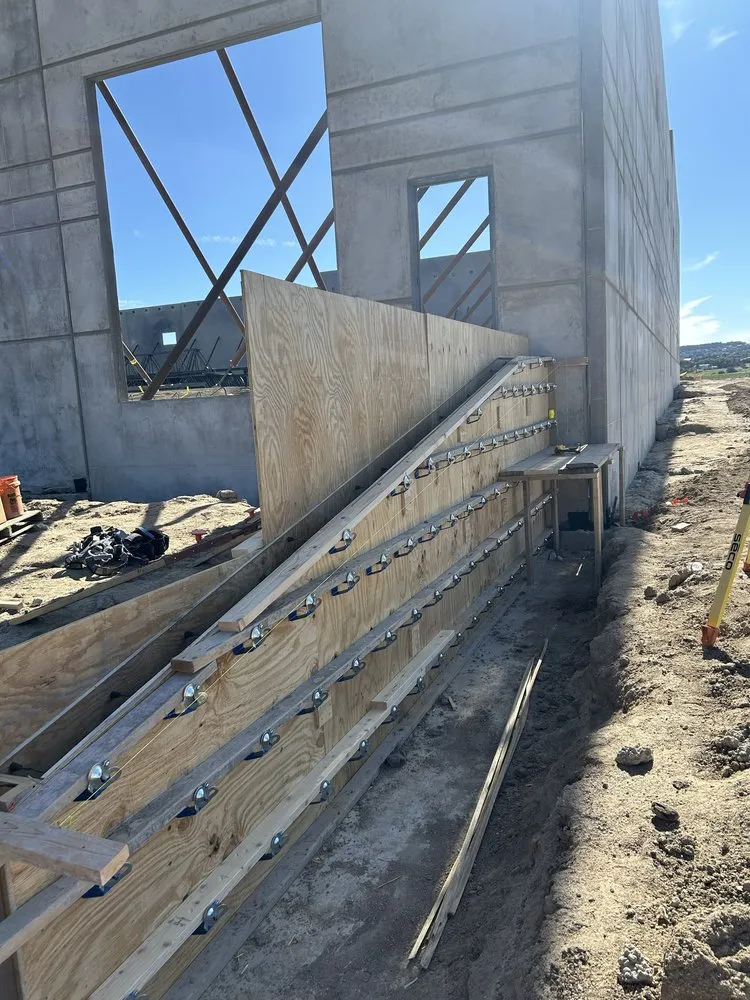 Trusted landscape design for year-round maintenance across Aurora, CO - G&G Concrete and Landscaping