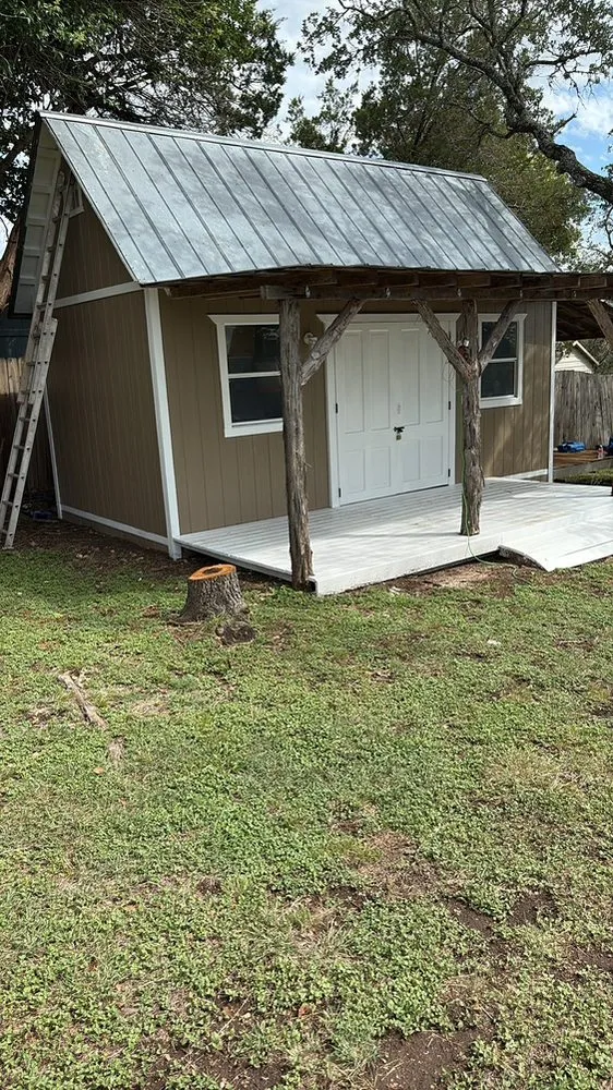 Custom yard cleanup service in Kerrville, TX by G&G Construction