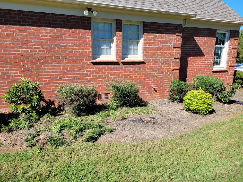 Affordable landscape design in Goode, VA by G&G Construction Services