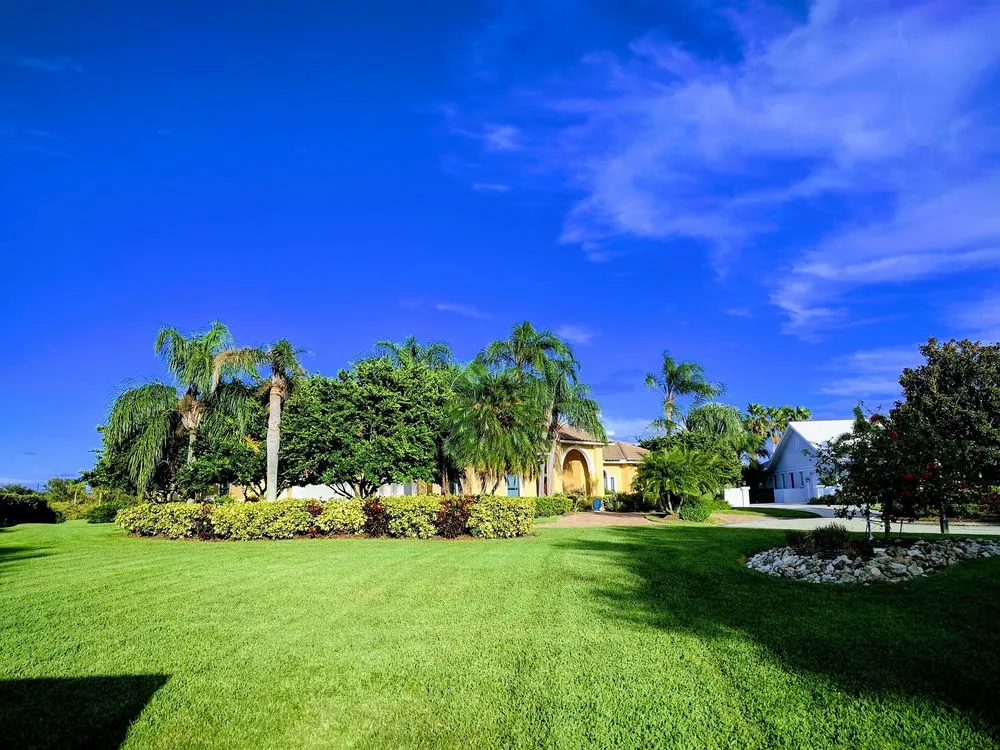 Local yard maintenance in Sarasota, FL by G&G Garden and Lawn Care