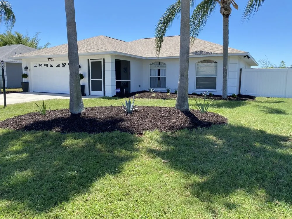 Top-rated lawn mowing service in Sarasota, FL - G&G Garden and Lawn Care