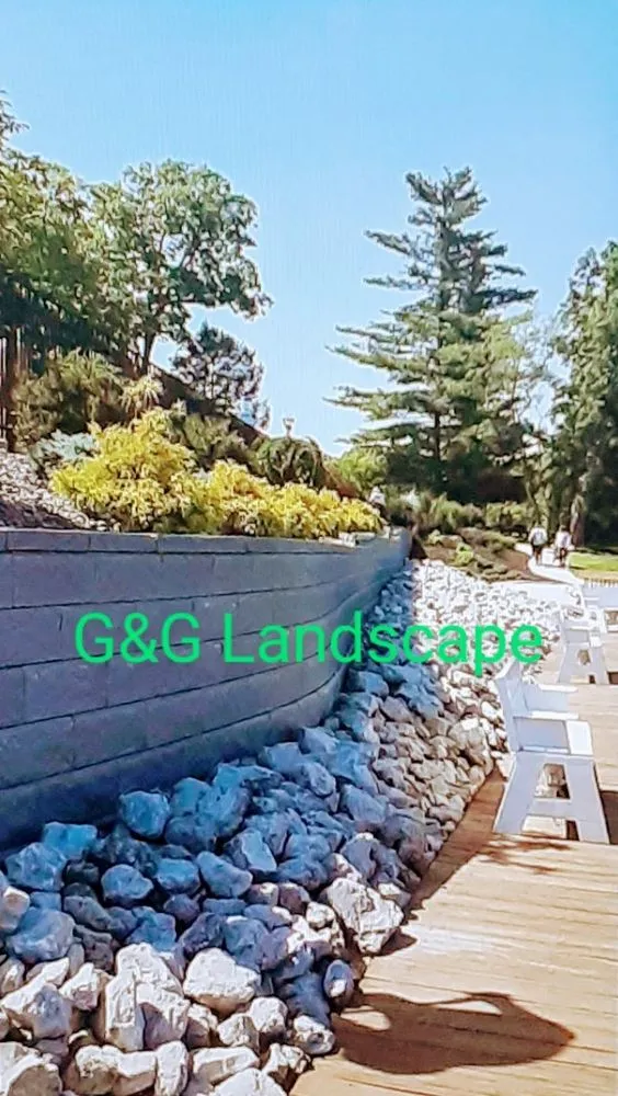 Reliable yard maintenance in Valparaiso, IN by G&G Landscape