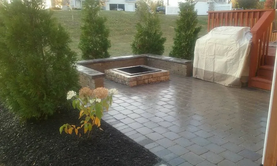 Custom garden landscaping in Valparaiso, IN by G&G Landscape