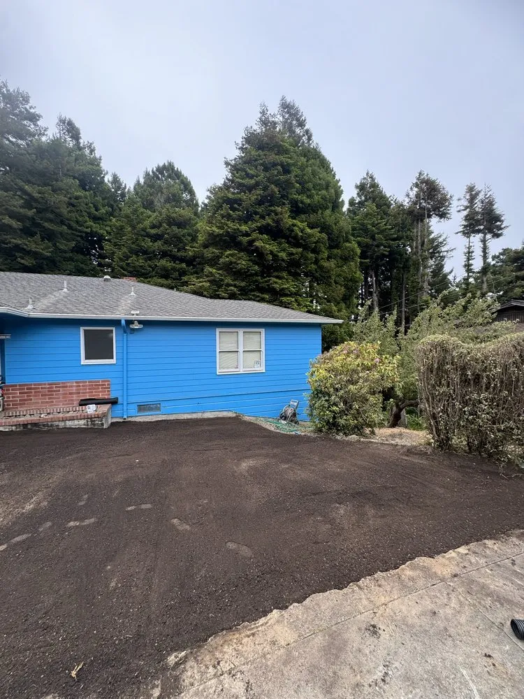 Local yard cleanup service experts serving Eureka, CA - G&G Lawn Care and Maintenance