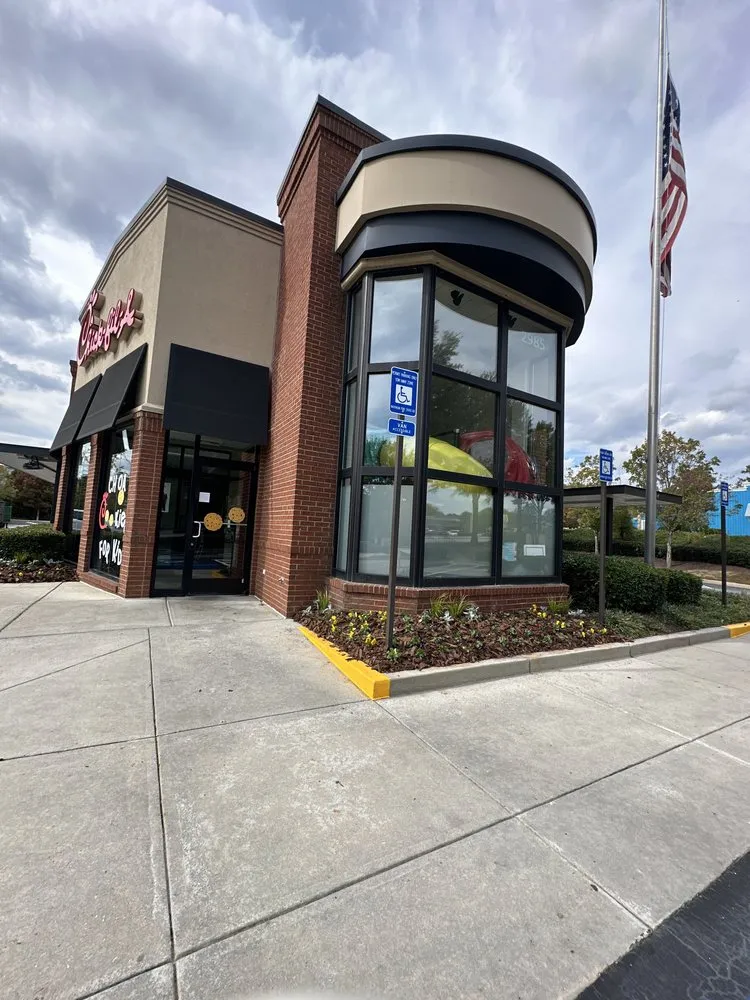 Professional garden landscaping in Lawrenceville, GA - G&G Property Maintenance & Lawn Services