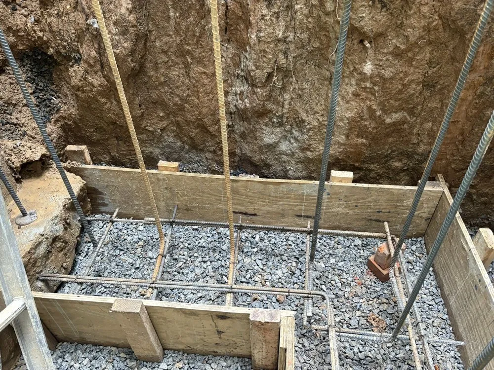 Custom outdoor landscaping for homes in Hagerstown, MD by G&G Rosales Construction