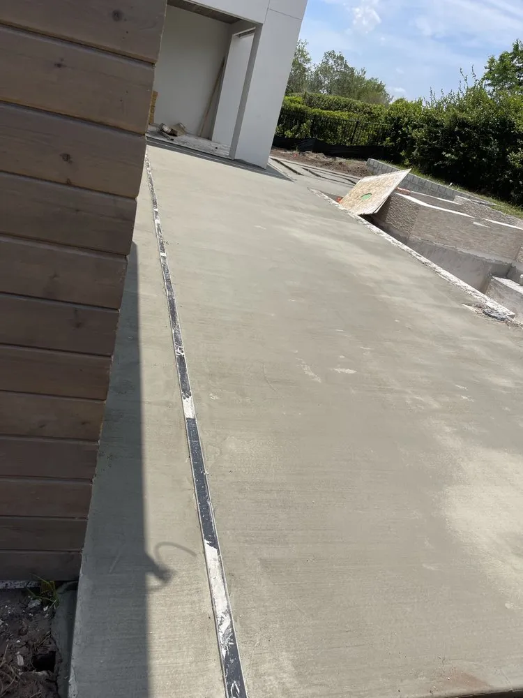 Reliable landscape design in Mount Dora, FL by GGA Concrete