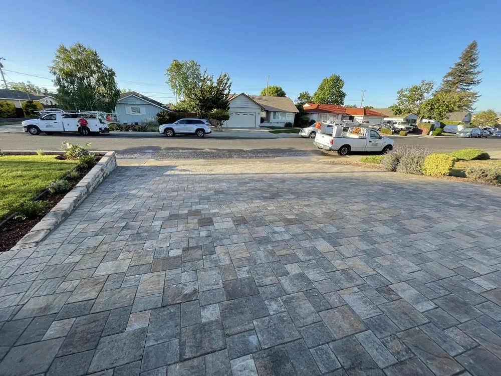 Top-rated lawn mowing service in San Jose, CA - GGG Landscape