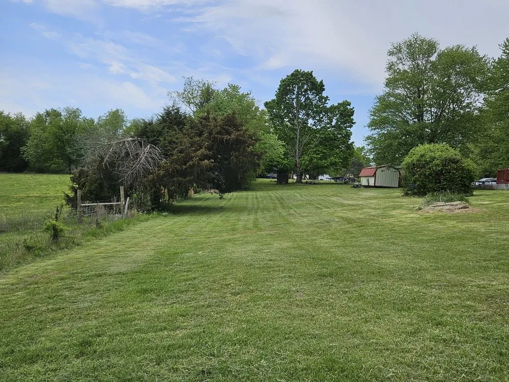 Top-rated garden landscaping for beautiful yards across Glasgow, KY - G&H Affordable Lawn Care