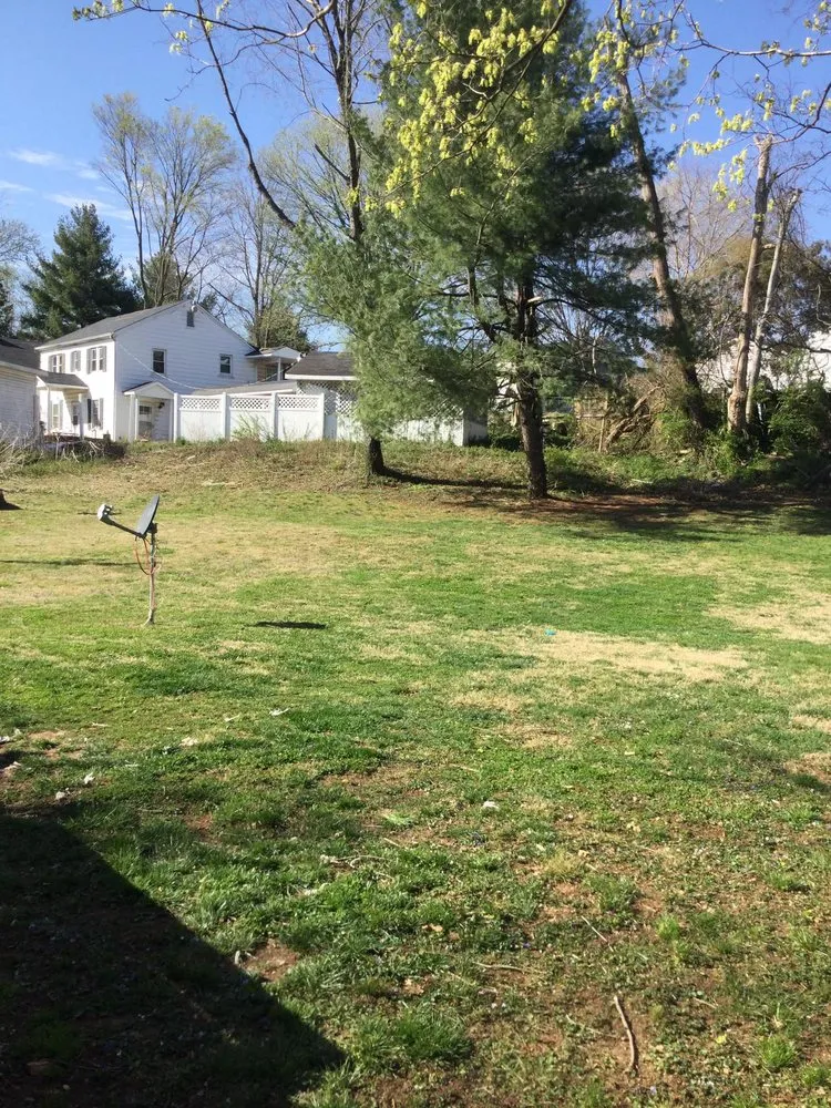 Trusted lawn care service with custom design in Glasgow, KY by G&H Affordable Lawn Care