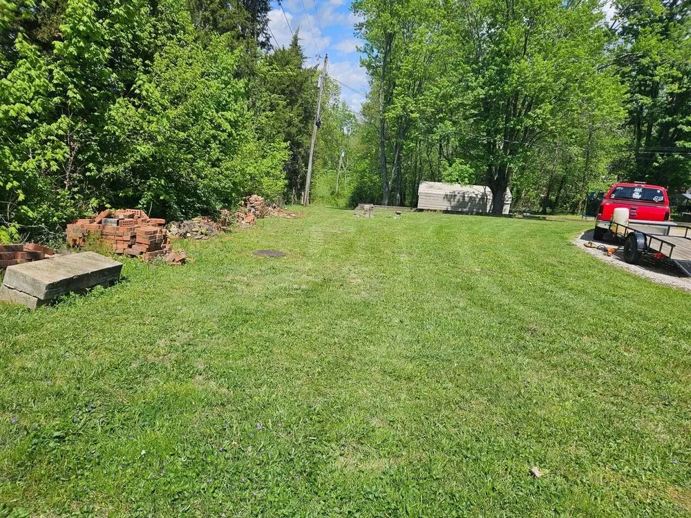 Top-rated landscaping services experts serving Glasgow, KY - G&H Affordable Lawn Care