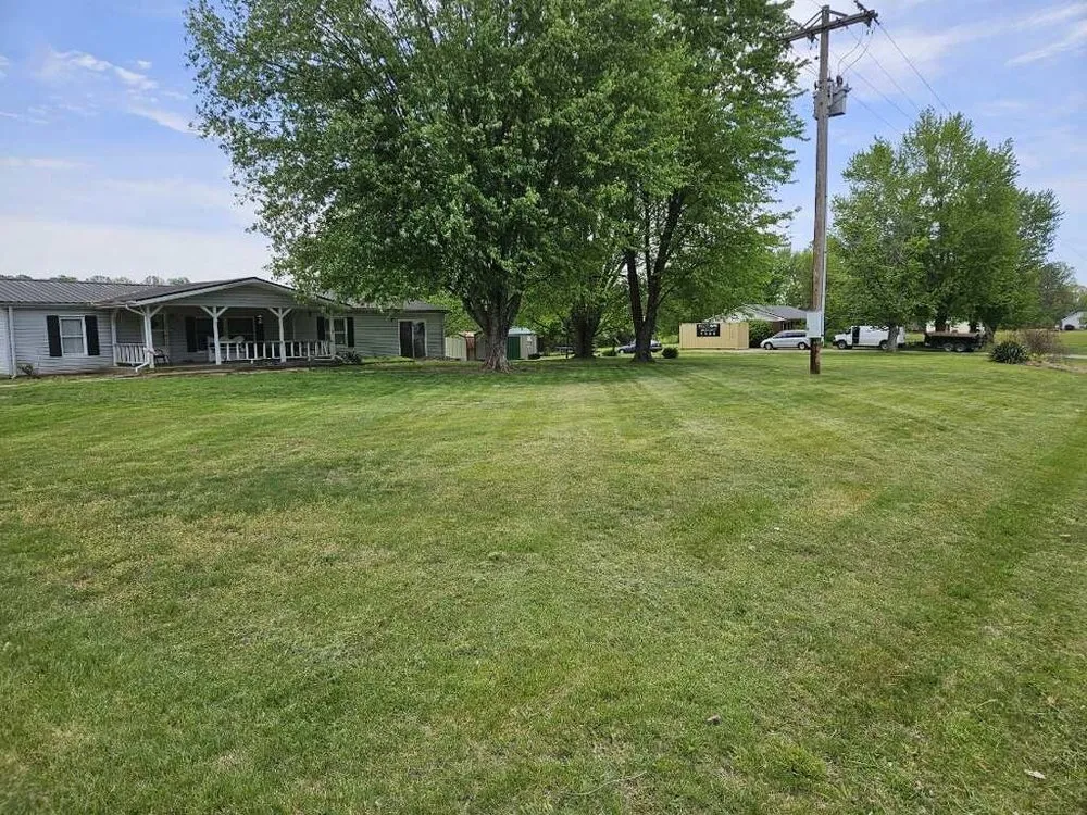 Trusted outdoor landscaping with custom design across Glasgow, KY - G&H Affordable Lawn Care