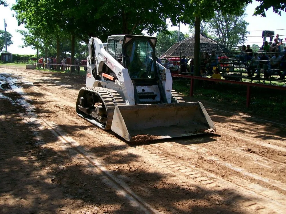 Custom lawn care service experts serving Indian Trail, NC - GHT Landscape