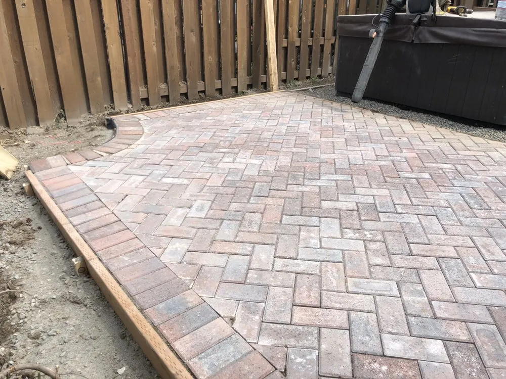 Expert garden landscaping for homes in Salem, OR by GI Landscape Maintenance