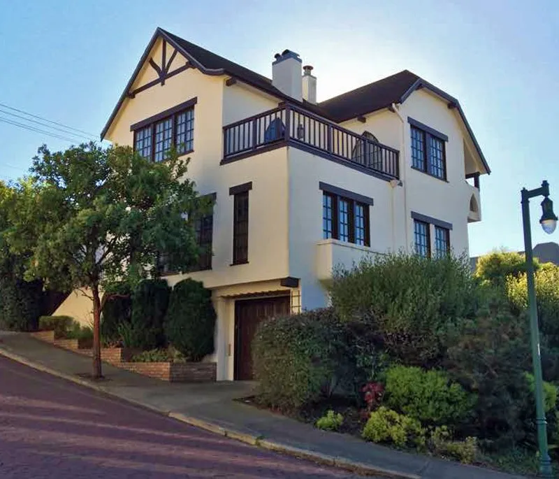 Top-rated lawn care service experts serving San Francisco, CA - Giant Landscaping