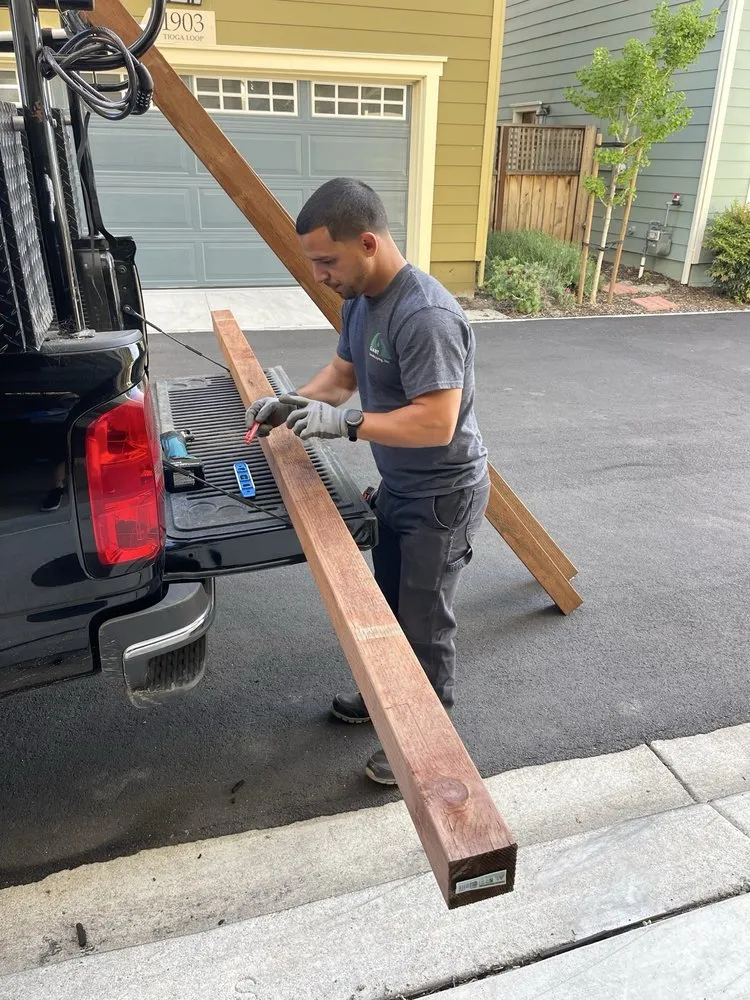 Trusted yard cleanup service in San Francisco, CA - Giant Landscaping